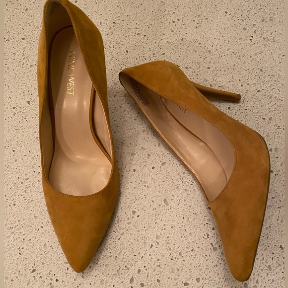 Nine West Yellow Suede Heels - Picture 1 of 7